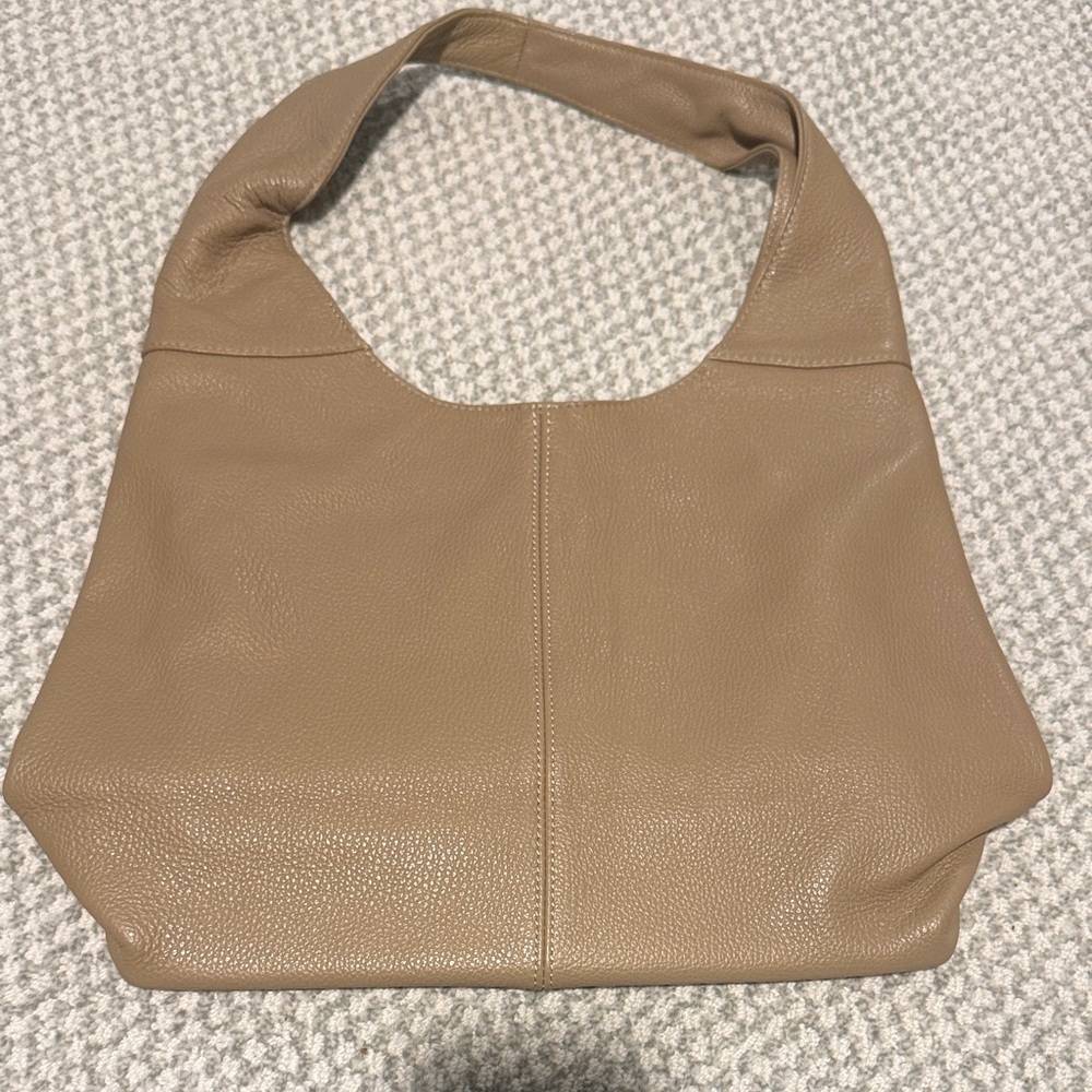 Elegant Tan Soft Leather Tote Bag